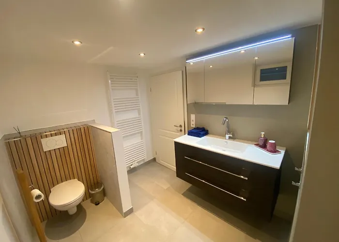 Ueber Dem Dorfe * Rattlar